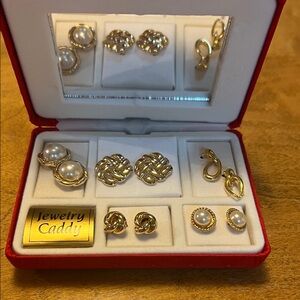 Elegant Gold and Pearl Jewelry Set